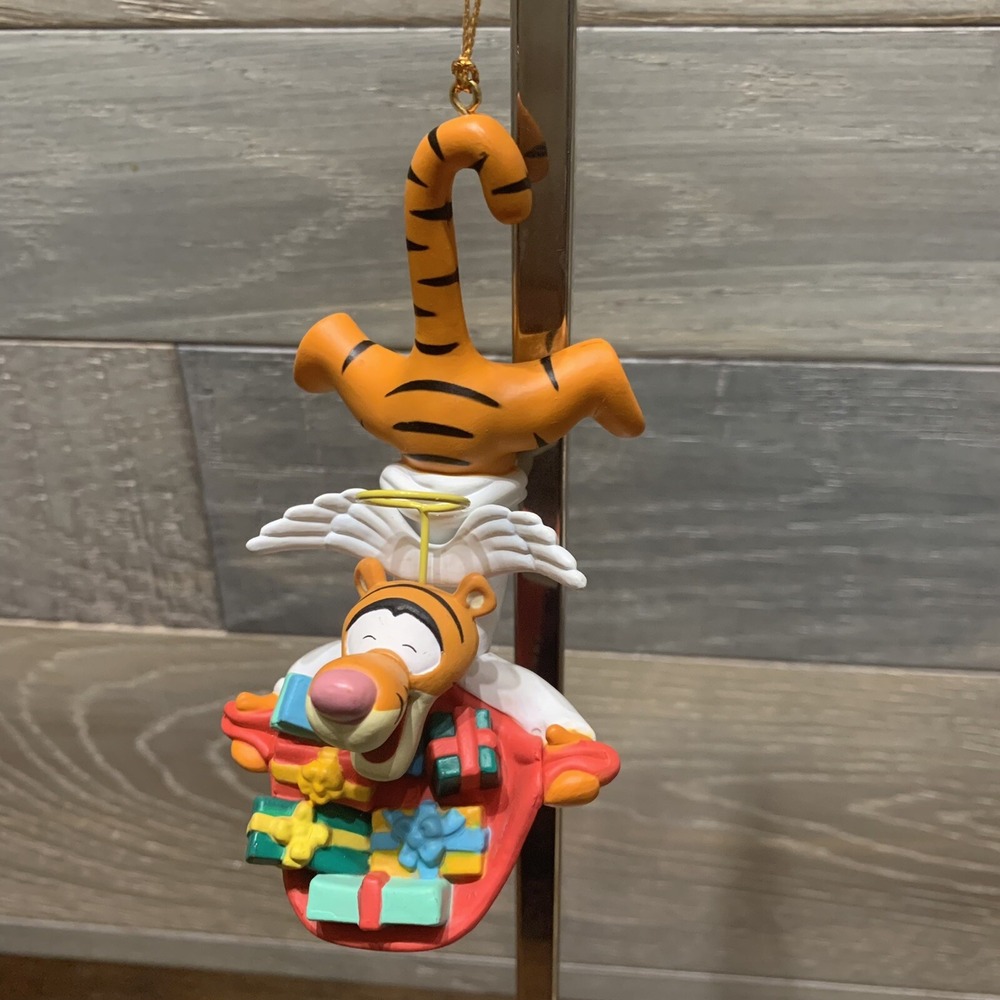 Disney Tigger Christmas Angel w Presents Holiday Ornament Grolier 009903 DCA Box